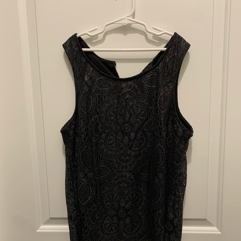Three Pink Hearts, Black Sleeveless blouse